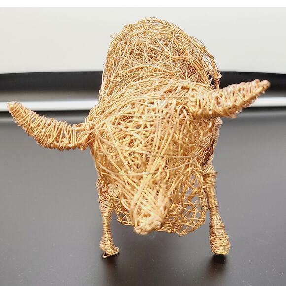 Copper Wire Bull Sculpture, PRE-OWNED - Picture 3 of 8
